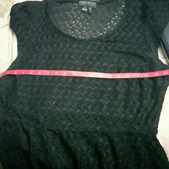 Forever 21+ peplum short-sleeved top - Picture 6 of 6